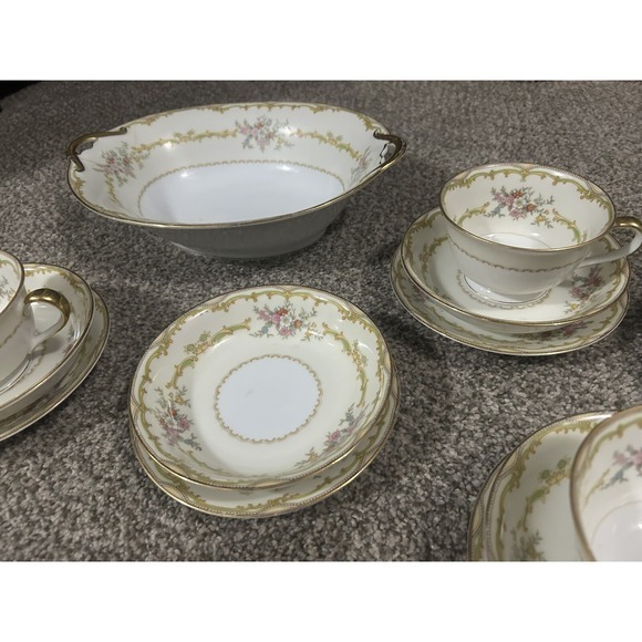 RARE Noritake Japan Dinner Set Hand Painted Floral Golden Trim 28 Piece Gift - Picture 5 of 16